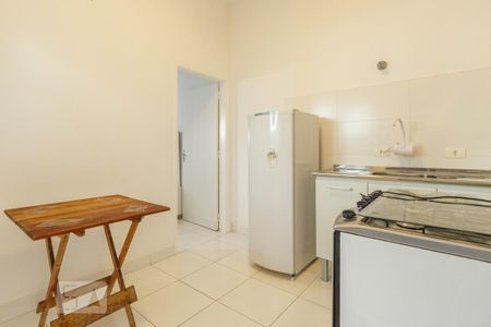 Cozinha de casa para alugar com 1 quarto, 40m² em Planalto Paulista, São Paulo