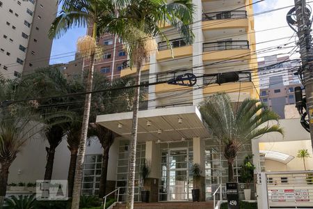 Studio para alugar com 29m², 1 quarto e 1 vaga Studio para alugar com 29m², 1 quarto e 1 vagaFachada