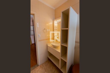 Casa à venda com 180m², 3 quartos e 2 vagas Casa à venda com 180m², 3 quartos e 2 vagasBanheiro da Suíte