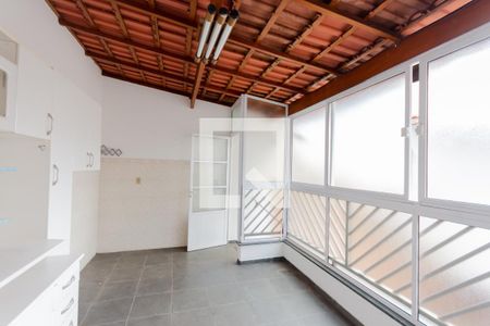 Casa à venda com 180m², 3 quartos e 2 vagas Casa à venda com 180m², 3 quartos e 2 vagasÁrea de Serviço