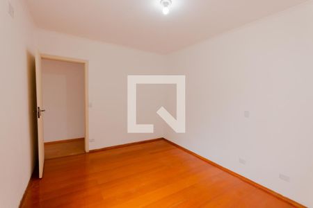 Casa à venda com 180m², 3 quartos e 2 vagas Casa à venda com 180m², 3 quartos e 2 vagasQuarto 2