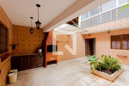 Casa à venda com 180m², 3 quartos e 2 vagas Casa à venda com 180m², 3 quartos e 2 vagasÁrea Gourmet