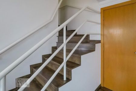 Apartamento à venda com 178m², 3 quartos e 3 vagasEscada