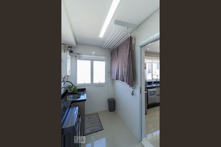 Apartamento à venda com 230m², 3 quartos e 5 vagas Apartamento à venda com 230m², 3 quartos e 5 vagasLavanderia