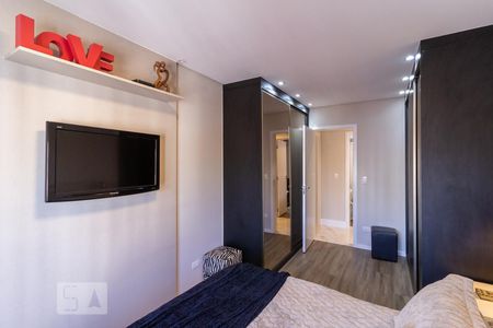 Apartamento à venda com 230m², 3 quartos e 5 vagas Apartamento à venda com 230m², 3 quartos e 5 vagasSuíte 2