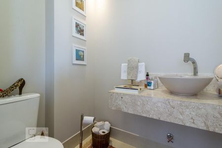 Apartamento à venda com 230m², 3 quartos e 5 vagas Apartamento à venda com 230m², 3 quartos e 5 vagasTerraço Gourmet -Lavabo