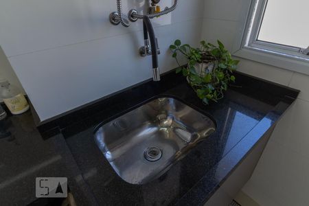 Apartamento à venda com 230m², 3 quartos e 5 vagas Apartamento à venda com 230m², 3 quartos e 5 vagasLavanderia