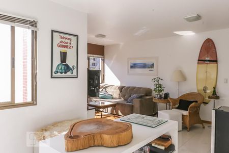 Sala de apartamento à venda com 2 quartos, 138m² em Rio Branco, Porto Alegre