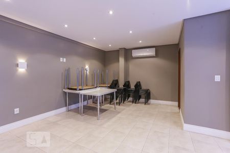 Apartamento à venda com 138m², 2 quartos e 2 vagas Apartamento à venda com 138m², 2 quartos e 2 vagasSalão de Festas