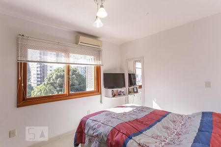 Apartamento à venda com 138m², 2 quartos e 2 vagas Apartamento à venda com 138m², 2 quartos e 2 vagasSuíte