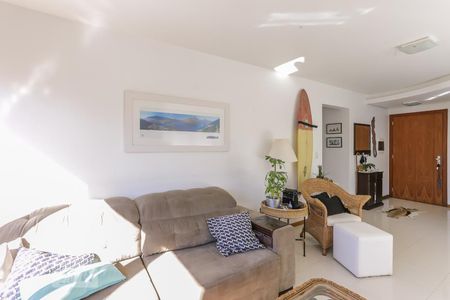 Sala de apartamento à venda com 2 quartos, 138m² em Rio Branco, Porto Alegre