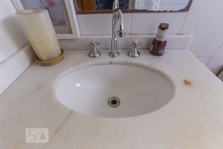 Apartamento à venda com 138m², 2 quartos e 2 vagas Apartamento à venda com 138m², 2 quartos e 2 vagasBanheiro Social