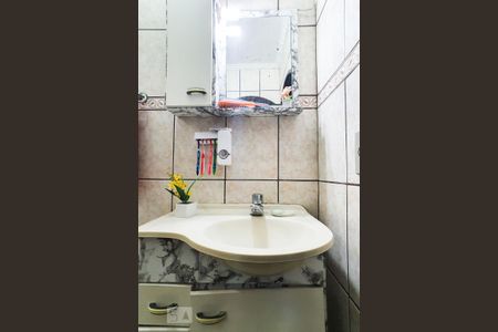 Casa à venda com 120m², 6 quartos e 2 vagasBanheiro