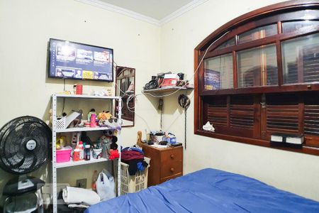 Casa à venda com 120m², 6 quartos e 2 vagasQuarto 3