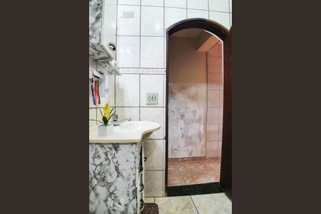 Casa à venda com 120m², 6 quartos e 2 vagasBanheiro