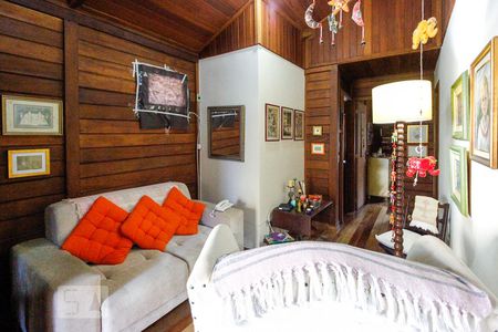 Sala de casa à venda com 2 quartos, 180m² em Vargem Pequena, Rio de Janeiro