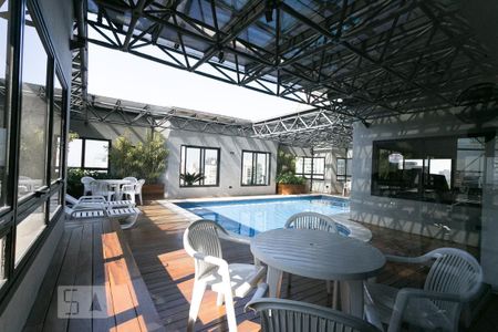 Apartamento para alugar com 40m², 1 quarto e 1 vagaPiscina