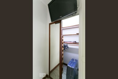 Apartamento para alugar com 40m², 1 quarto e 1 vagaQuarto- Closet