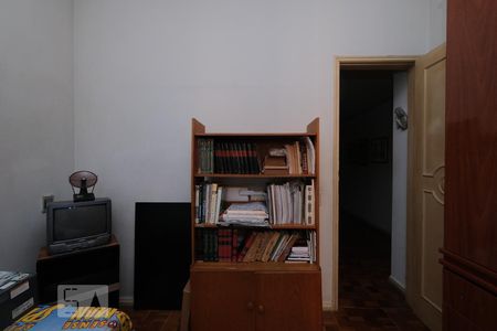 Apartamento à venda com 143m², 4 quartos e 2 vagasQuarto 4