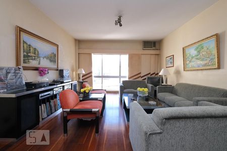 Sala de apartamento à venda com 4 quartos, 143m² em Tijuca, Rio de Janeiro