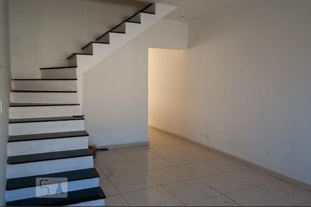 Sala de casa à venda com 2 quartos, 100m² em Jardim Piqueroby, São Paulo