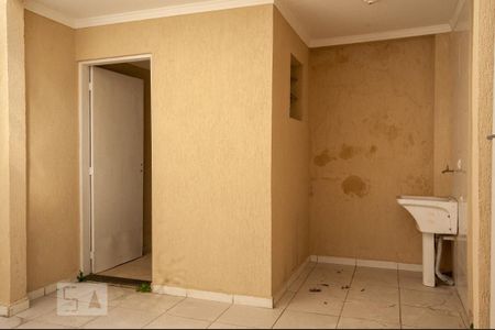 Casa à venda com 100m², 2 quartos e 1 vagaÁrea de Serviço