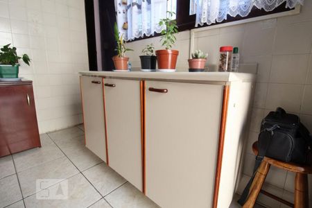 Casa à venda com 165m², 3 quartos e 3 vagasCozinha