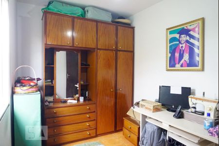 Casa à venda com 170m², 4 quartos e 2 vagasCasa 1 - Quarto 2