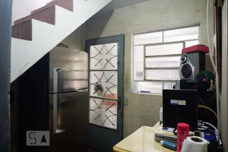 Casa à venda com 170m², 4 quartos e 2 vagasCasa 2 - Cozinha
