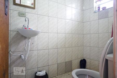 Casa à venda com 170m², 4 quartos e 2 vagasCasa 2 - Banheiro