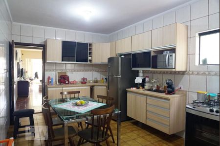 Casa à venda com 170m², 4 quartos e 2 vagasCasa 1 - Cozinha