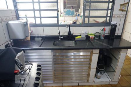 Casa à venda com 170m², 4 quartos e 2 vagasCasa 1 - Cozinha
