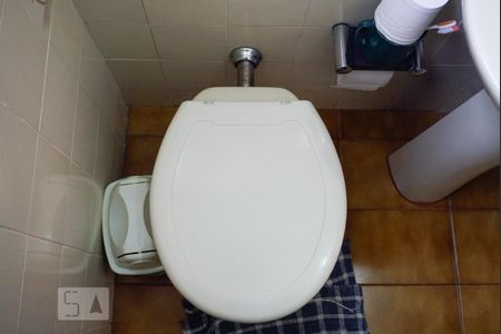 Casa à venda com 170m², 4 quartos e 2 vagasCasa 1 - Banheiro da Suíte