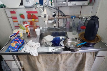 Casa à venda com 170m², 4 quartos e 2 vagasCasa 2 - Cozinha