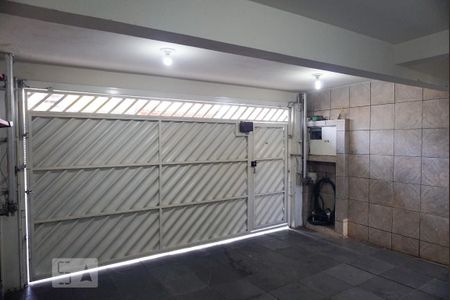 Casa à venda com 170m², 4 quartos e 2 vagasGaragem