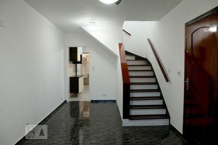 Sala de casa para alugar com 3 quartos, 107m² em Jardim Cidália, São Paulo