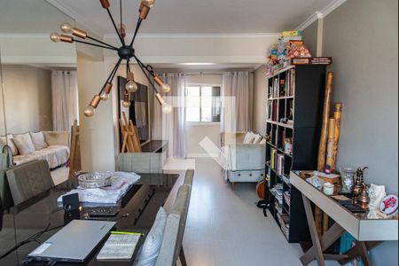 Apartamento à venda com 91m², 2 quartos e 1 vagaSala de jantar