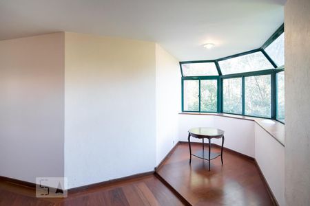 Sala de apartamento para alugar com 4 quartos, 117m² em Jardim Marajoara, São Paulo