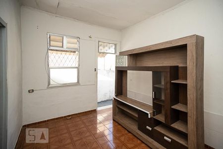 Sala de casa para alugar com 1 quarto, 39m² em Pilares, Rio de Janeiro