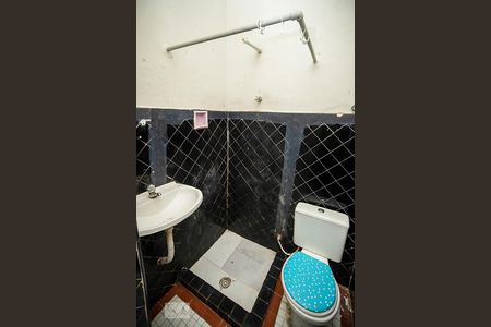 Banheiro de casa para alugar com 1 quarto, 39m² em Pilares, Rio de Janeiro