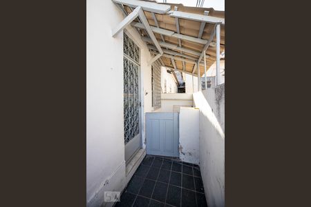 Casa para alugar com 39m², 1 quarto e sem vagaFrente