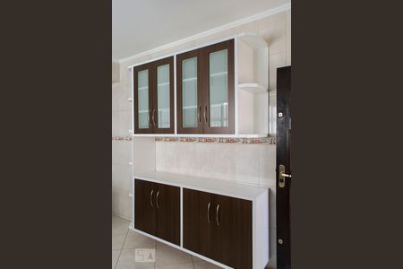 Casa à venda com 115m², 2 quartos e 2 vagasCOZINHA