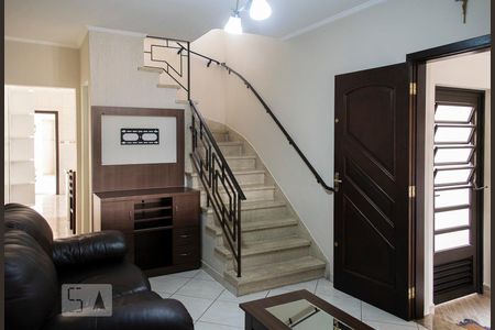 SALA de casa à venda com 2 quartos, 115m² em Vila Paulicéia, São Paulo