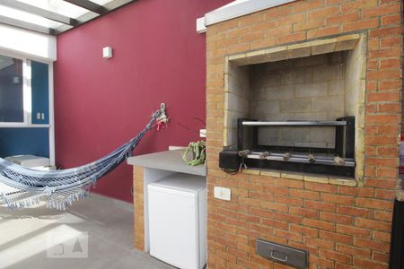 Apartamento à venda com 120m², 2 quartos e 2 vagasChurrasqueira