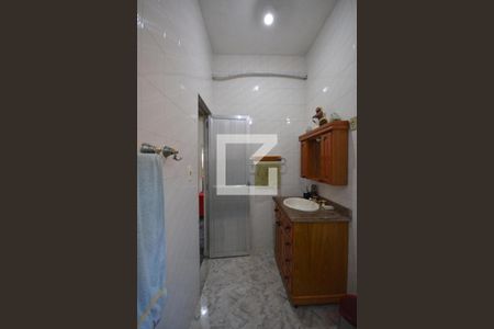 Casa à venda com 300m², 4 quartos e 2 vagasBanheiro Social