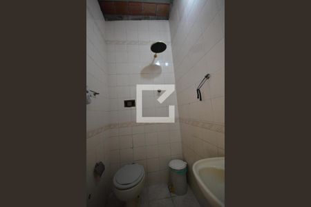 Casa à venda com 300m², 4 quartos e 2 vagasBanheiro de Serviço