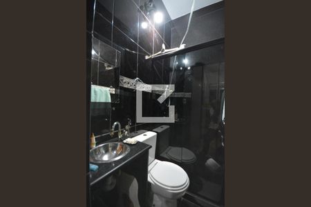 Casa à venda com 300m², 4 quartos e 2 vagasBanheiro da Suíte 1