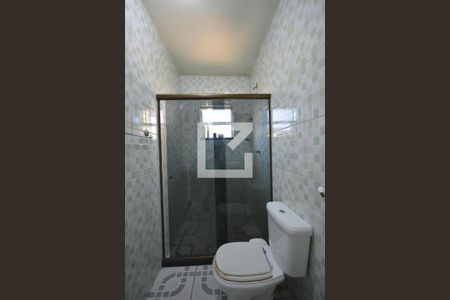 Casa à venda com 300m², 4 quartos e 2 vagasBanheiro da Suíte 4