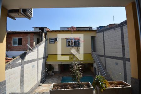 Casa à venda com 300m², 4 quartos e 2 vagasVista
