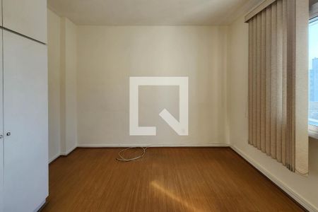 Apartamento à venda com 120m², 3 quartos e 2 vagasQuarto 3